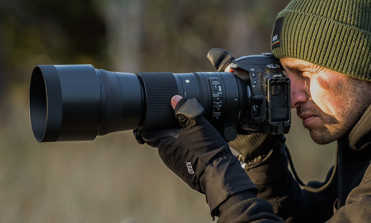OTEX XT Series photography gloves — waterproof, insulated gloves for outdoor photographers in winter and extreme weather conditions.